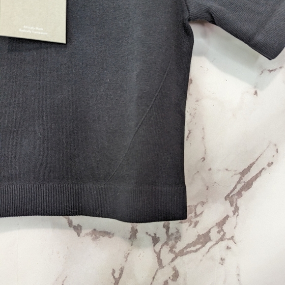 Everlane Seamless Tee Black Shirt Short Sleeve Compression Crop Top NEW - Picture 7 of 14